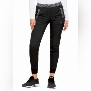 Dickies Dynamix Women's 6-Pocket STRETCH Tapered Leg Jogger Scrub Pants (L)